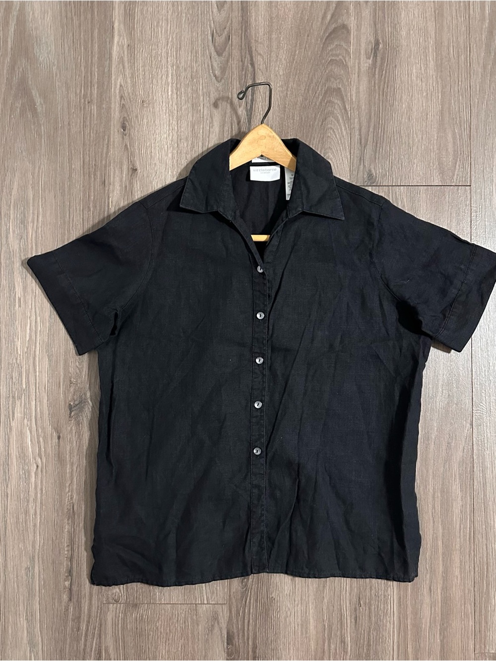 Liz Claiborne Linen 100% Top Short-Sleeve Button-Down Black